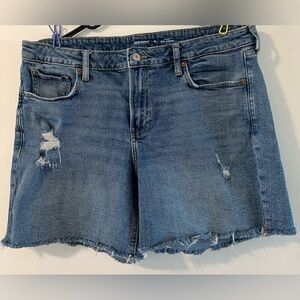 Old Navy OG Loose Women's Distressed Mid-Rise Blue Cutoff Jean Shorts - EUC
